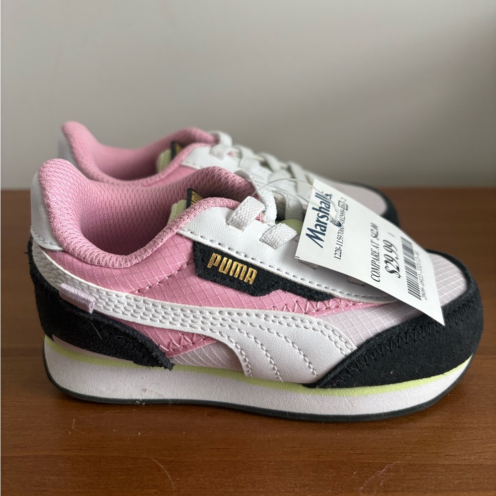 NWT - Toddler Puma Sneakers - Picture 4 of 8